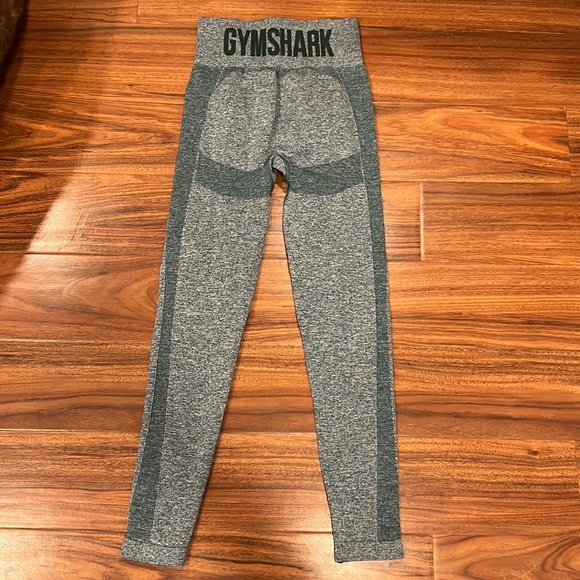 Gymshark - NWOT Flex High Waisted Leggings - Picture 3 of 3